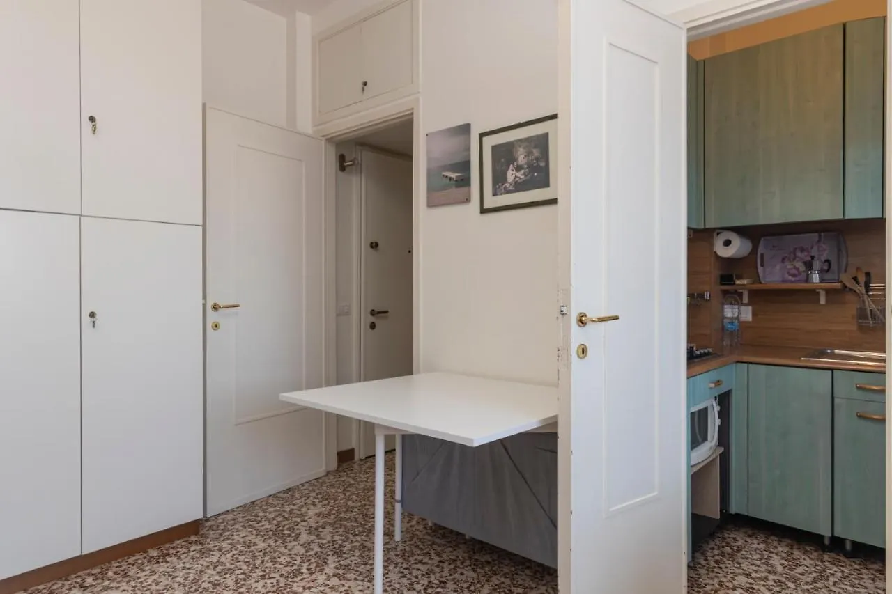 Apartment Bordighera Studio - Vicino Iulm / Naba - Wifi A.C. Milan