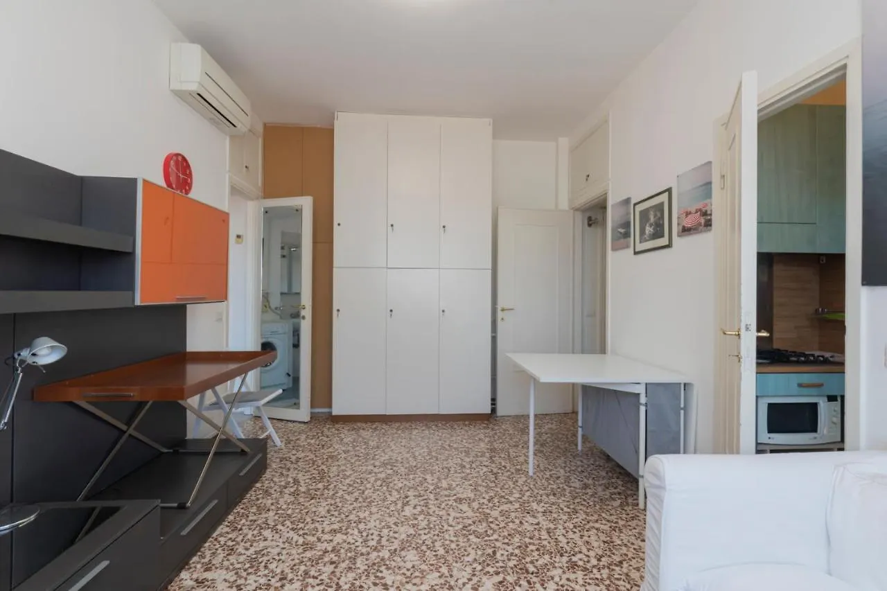 Bordighera Studio - Vicino Iulm / Naba - Wifi A.C. Milan